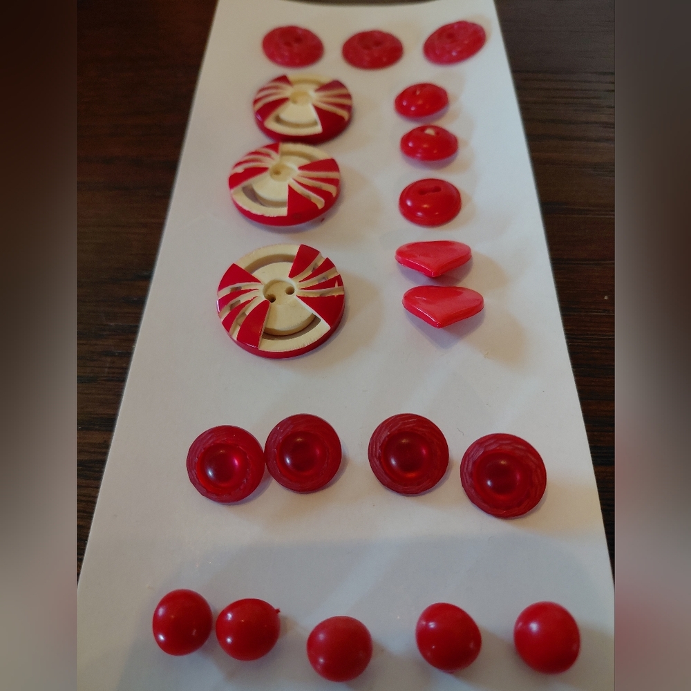 Vintage Red Button N Belt Buckle Set - Picture 3 of 4